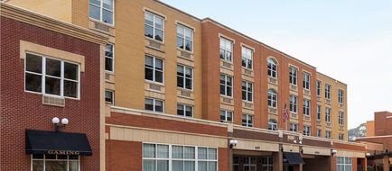 Hampton Inn Exterior