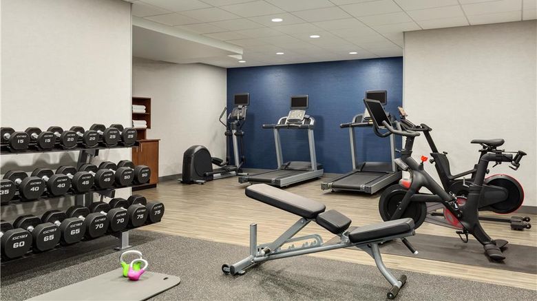 <b>Hampton Inn Health</b>. Images powered by <a href="https://iceportal.shijigroup.com/" title="IcePortal" target="_blank">IcePortal</a>.
