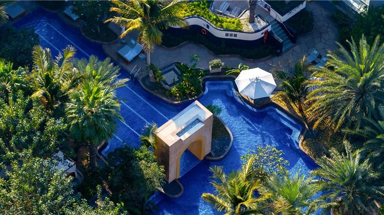 Conrad Dubai Pool