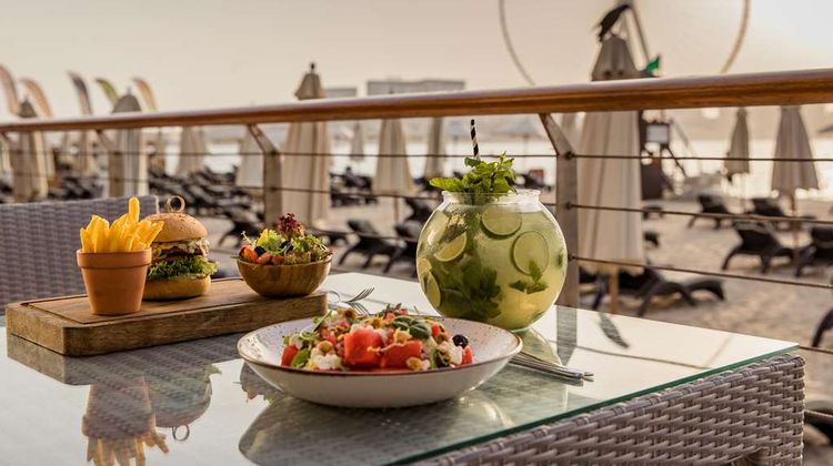 Hilton Dubai Jumeirah Restaurant