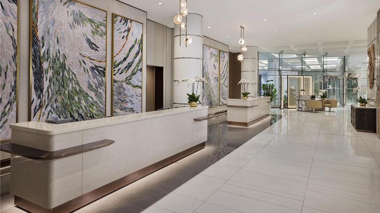 Hilton Dubai Jumeirah Lobby
