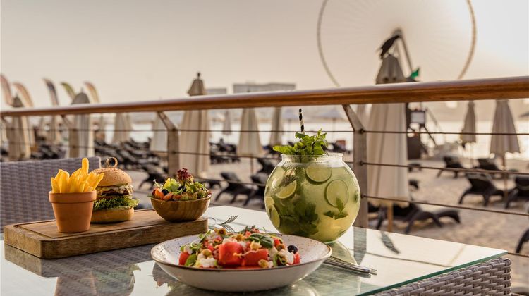Hilton Dubai Jumeirah Restaurant