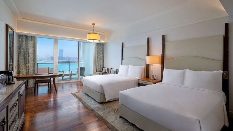 <b>Waldorf Astoria Dubai Palm Jumeirah Room</b>. Images powered by <a href="https://iceportal.shijigroup.com/" title="IcePortal" target="_blank">IcePortal</a>.