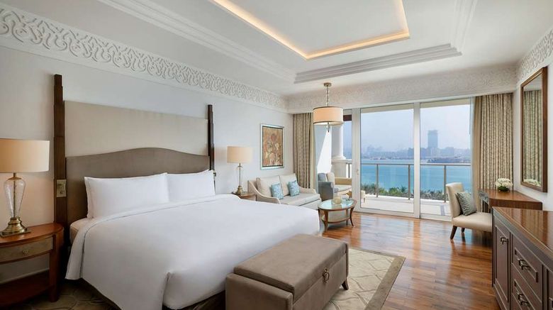 <b>Waldorf Astoria Dubai Palm Jumeirah Room</b>. Images powered by <a href="https://iceportal.shijigroup.com/" title="IcePortal" target="_blank">IcePortal</a>.