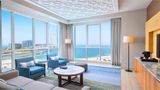 <b>DoubleTree by Hilton - Jumeirah Beach Lobby</b>. Images powered by <a href="https://iceportal.shijigroup.com/" title="IcePortal" target="_blank">IcePortal</a>.