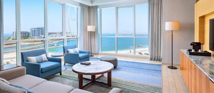 DoubleTree by Hilton - Jumeirah Beach Lobby