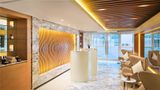 <b>DoubleTree by Hilton - Jumeirah Beach Lobby</b>. Images powered by <a href="https://iceportal.shijigroup.com/" title="IcePortal" target="_blank">IcePortal</a>.