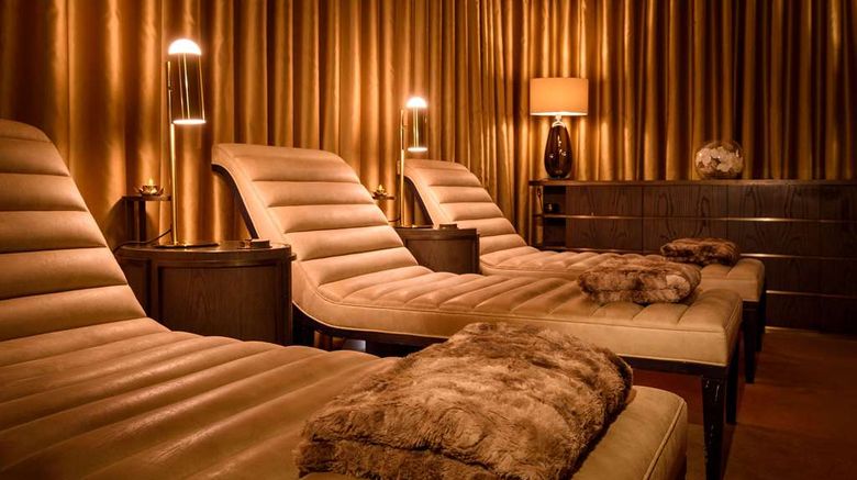 <b>The Caledonian Edinburgh Spa</b>. Images powered by <a href="https://iceportal.shijigroup.com/" title="IcePortal" target="_blank">IcePortal</a>.