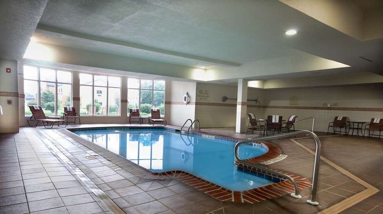 Hilton Garden Inn Elkhart Pool