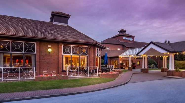 Hilton East Midlands Airport Exterior