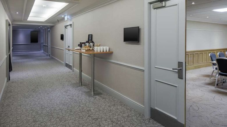 <b>Hilton East Midlands Airport Meeting</b>. Images powered by <a href="https://iceportal.shijigroup.com/" title="IcePortal" target="_blank">IcePortal</a>.