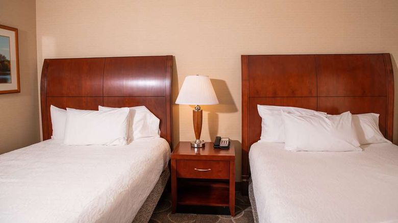 <b>Hilton Garden Inn Erie Room</b>. Images powered by <a href="https://iceportal.shijigroup.com/" title="IcePortal" target="_blank">IcePortal</a>.