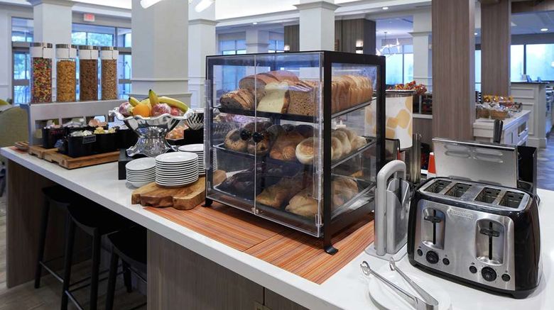 <b>Hilton Garden Inn Evansville Restaurant</b>. Images powered by <a href="https://iceportal.shijigroup.com/" title="IcePortal" target="_blank">IcePortal</a>.