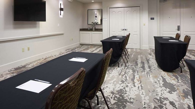 <b>Hilton Garden Inn Evansville Meeting</b>. Images powered by <a href="https://iceportal.shijigroup.com/" title="IcePortal" target="_blank">IcePortal</a>.