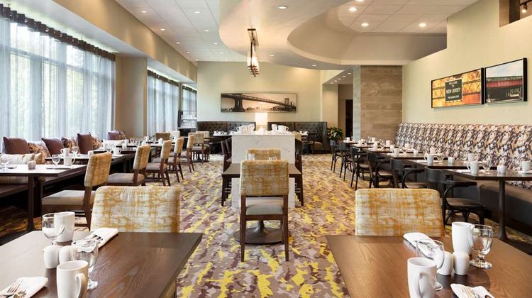 Hilton East Brunswick Restaurant