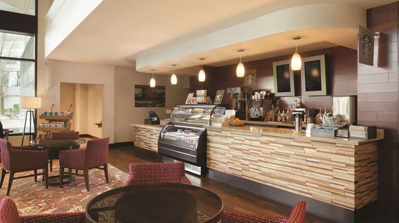 <b>Hilton East Brunswick Restaurant</b>. Images powered by <a href="https://iceportal.shijigroup.com/" title="IcePortal" target="_blank">IcePortal</a>.