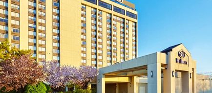 Hilton Hasbrouck Heights Exterior