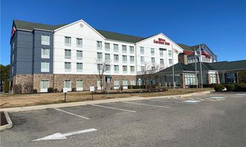 Hilton Garden Inn Lakewood