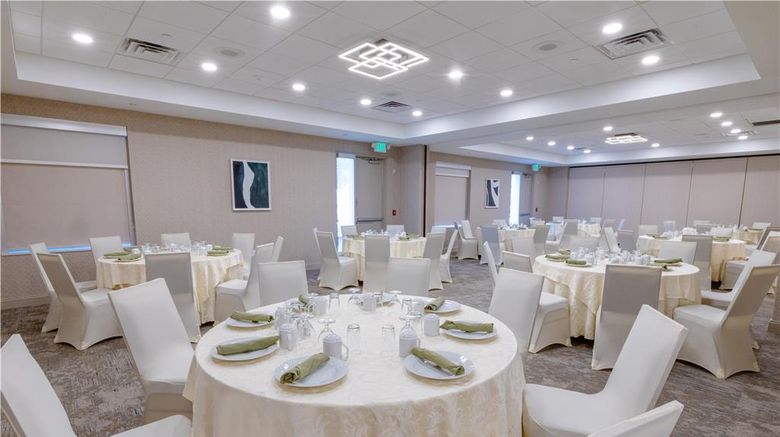 <b>Hilton Garden Inn Lakewood Meeting</b>. Images powered by <a href="https://iceportal.shijigroup.com/" title="IcePortal" target="_blank">IcePortal</a>.
