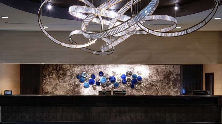 <b>Hilton Parsippany Lobby</b>. Images powered by <a href="https://iceportal.shijigroup.com/" title="IcePortal" target="_blank">IcePortal</a>.