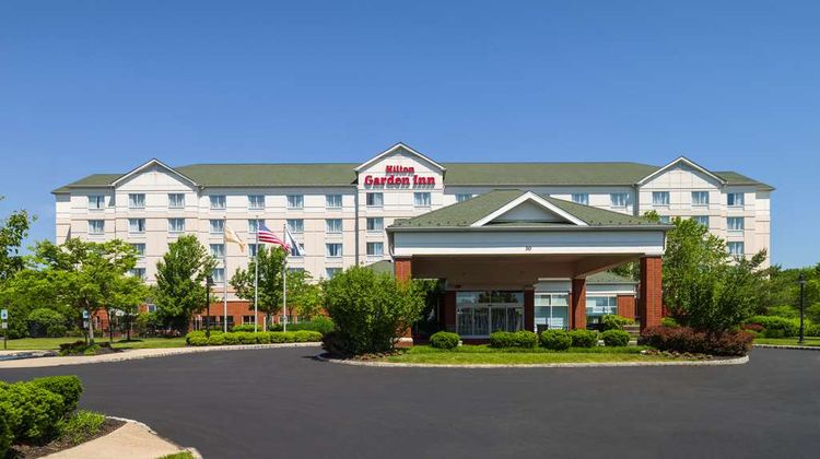 Hilton Garden Inn Edison/Raritan Center Exterior