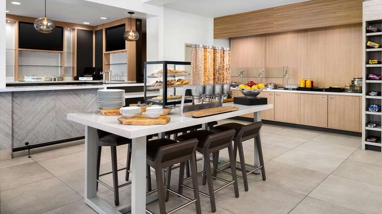 Hilton Garden Inn Rockaway Restaurant