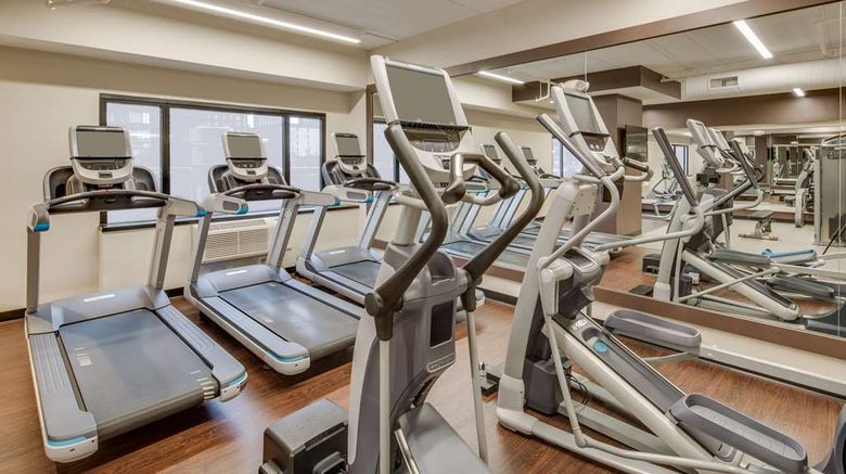 <b>DoubleTree Jersey City Health</b>. Images powered by <a href="https://iceportal.shijigroup.com/" title="IcePortal" target="_blank">IcePortal</a>.