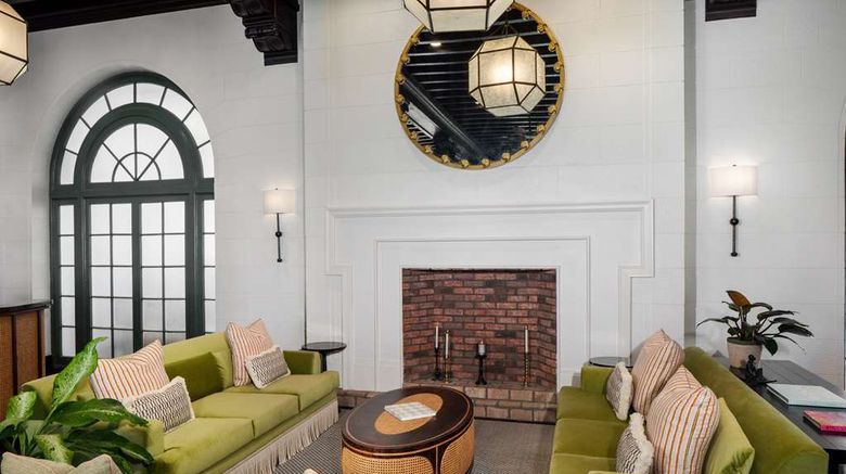<b>Casa Marina Key West, Curio Collection Lobby</b>. Images powered by <a href="https://iceportal.shijigroup.com/" title="IcePortal" target="_blank">IcePortal</a>.