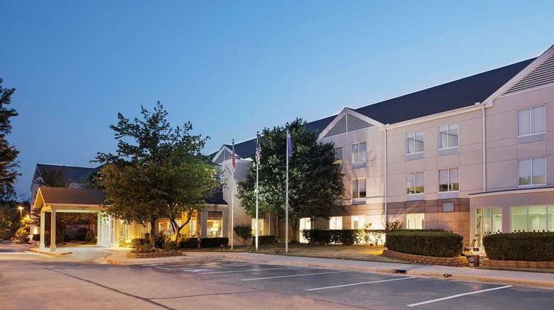 <b>Hilton Garden Inn Bentonville Exterior</b>. Images powered by <a href="https://iceportal.shijigroup.com/" title="IcePortal" target="_blank">IcePortal</a>.
