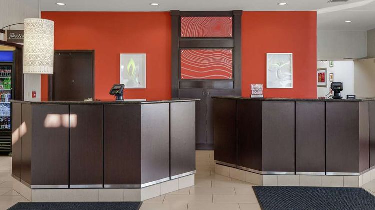 Hilton Garden Inn - Fargo Lobby