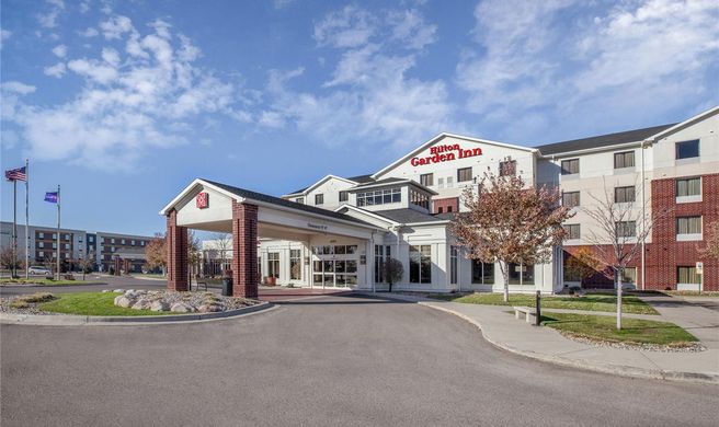 Hilton Garden Inn - Fargo Exterior