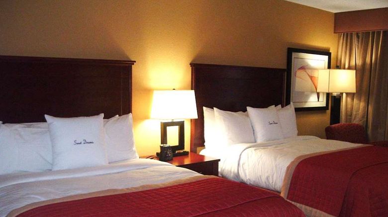 <b>DoubleTree Fayetteville Room</b>. Images powered by <a href="https://iceportal.shijigroup.com/" title="IcePortal" target="_blank">IcePortal</a>.