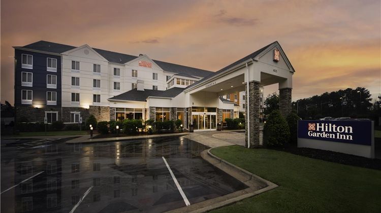 Hilton Garden Inn Fayetteville Fort Bragg Exterior