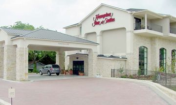 Hampton Inn & Suites Fredericksburg