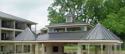 Hampton Inn & Suites Fredericksburg Exterior