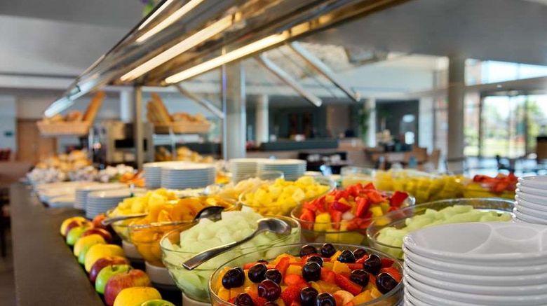 <b>Hilton Garden Inn Rome Airport Restaurant</b>. Images powered by <a href="https://iceportal.shijigroup.com/" title="IcePortal" target="_blank">IcePortal</a>.