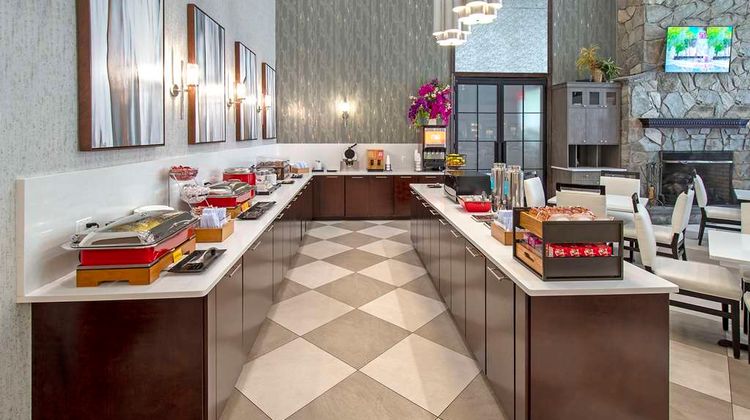 Hampton Inn & Suites Fairfield Restaurant