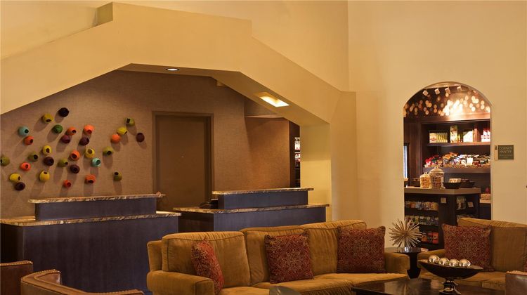 Embassy Suites by Hilton Flagstaff Lobby