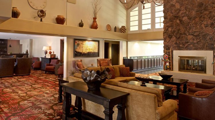 Embassy Suites by Hilton Flagstaff Lobby