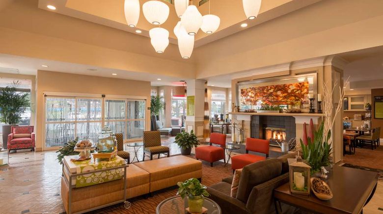 <b>Hilton Garden Inn Flagstaff Lobby</b>. Images powered by <a href="https://iceportal.shijigroup.com/" title="IcePortal" target="_blank">IcePortal</a>.