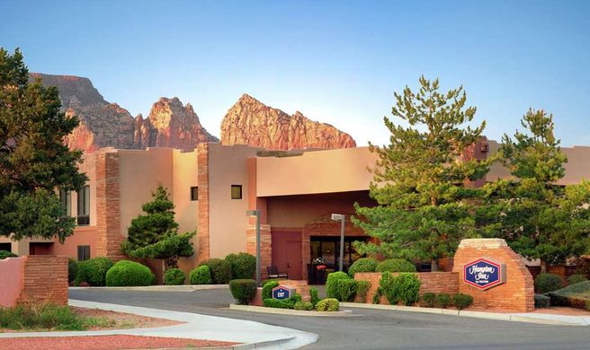 Hampton Inn Sedona Exterior