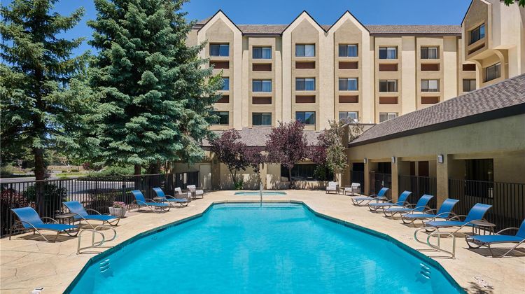 DoubleTree by Hilton Hotel Flagstaff Pool
