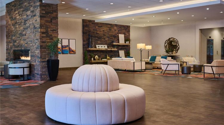 DoubleTree by Hilton Hotel Flagstaff Lobby