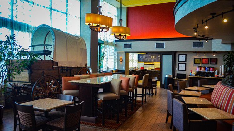Hampton Inn & Suites Flagstaff Restaurant