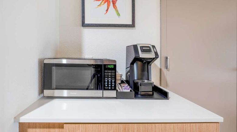 <b>Hilton Garden Inn Ft. Lauderdale Airport Room</b>. Images powered by <a href="https://iceportal.shijigroup.com/" title="IcePortal" target="_blank">IcePortal</a>.
