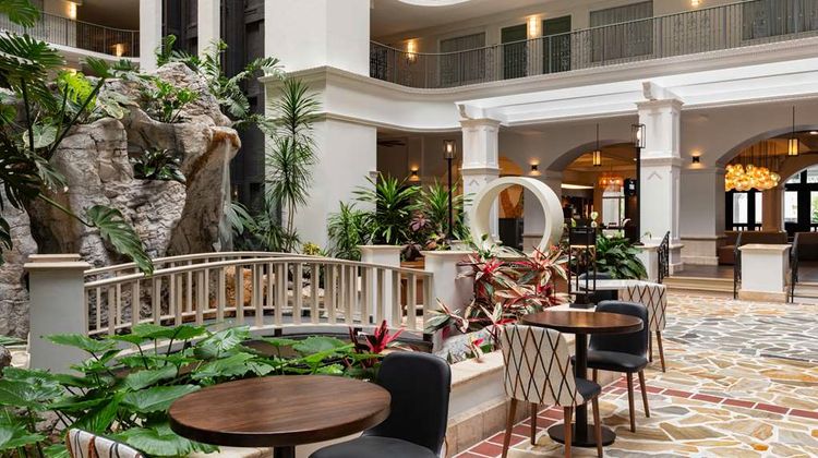 Embassy Suites Ft. Lauderdale 17th Strt Lobby