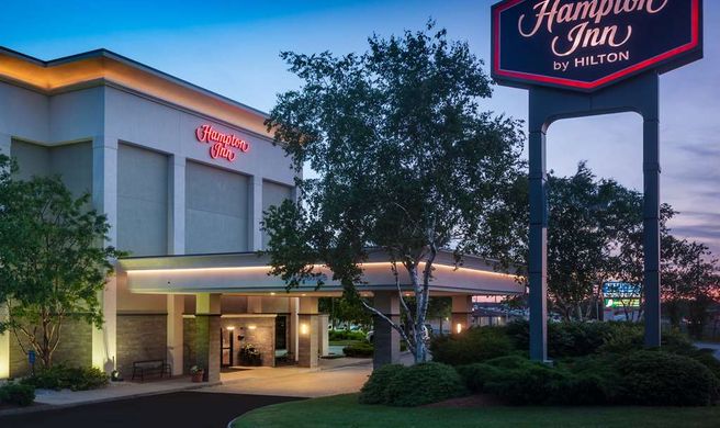 Hampton Inn Fall River/Westport Exterior