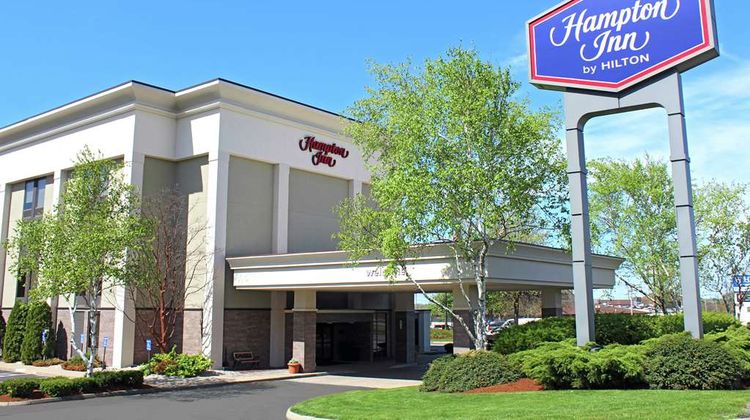 Hampton Inn Fall River/Westport Exterior