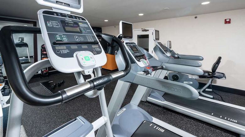 <b>Hampton Inn Fall River/Westport Health</b>. Images powered by <a href="https://iceportal.shijigroup.com/" title="IcePortal" target="_blank">IcePortal</a>.