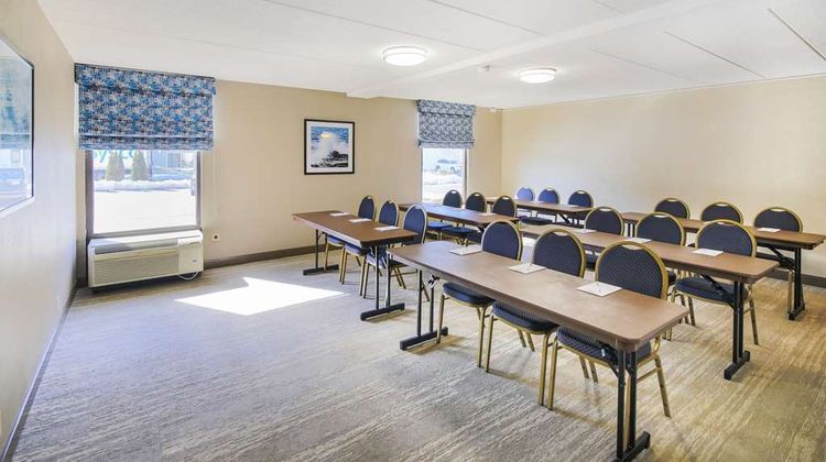 Hampton Inn Fall River/Westport Meeting